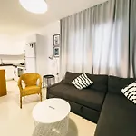 Caesar Lovely & Cozy 1 Bedroom Home, With Pools & Spas Daire