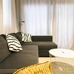 Daire Caesar Lovely & Cozy 1 Bedroom Home, With Pools & Spas Trikomo