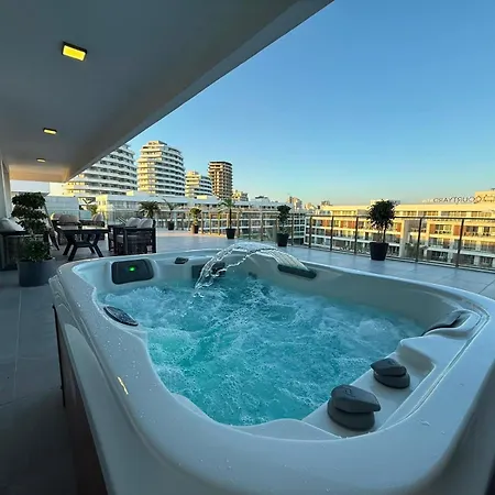 Luxury 3 Bedroom Penthouse With Huge 255m2 Terrace With Jacuzzi In Courtyard Iskele Trikomo